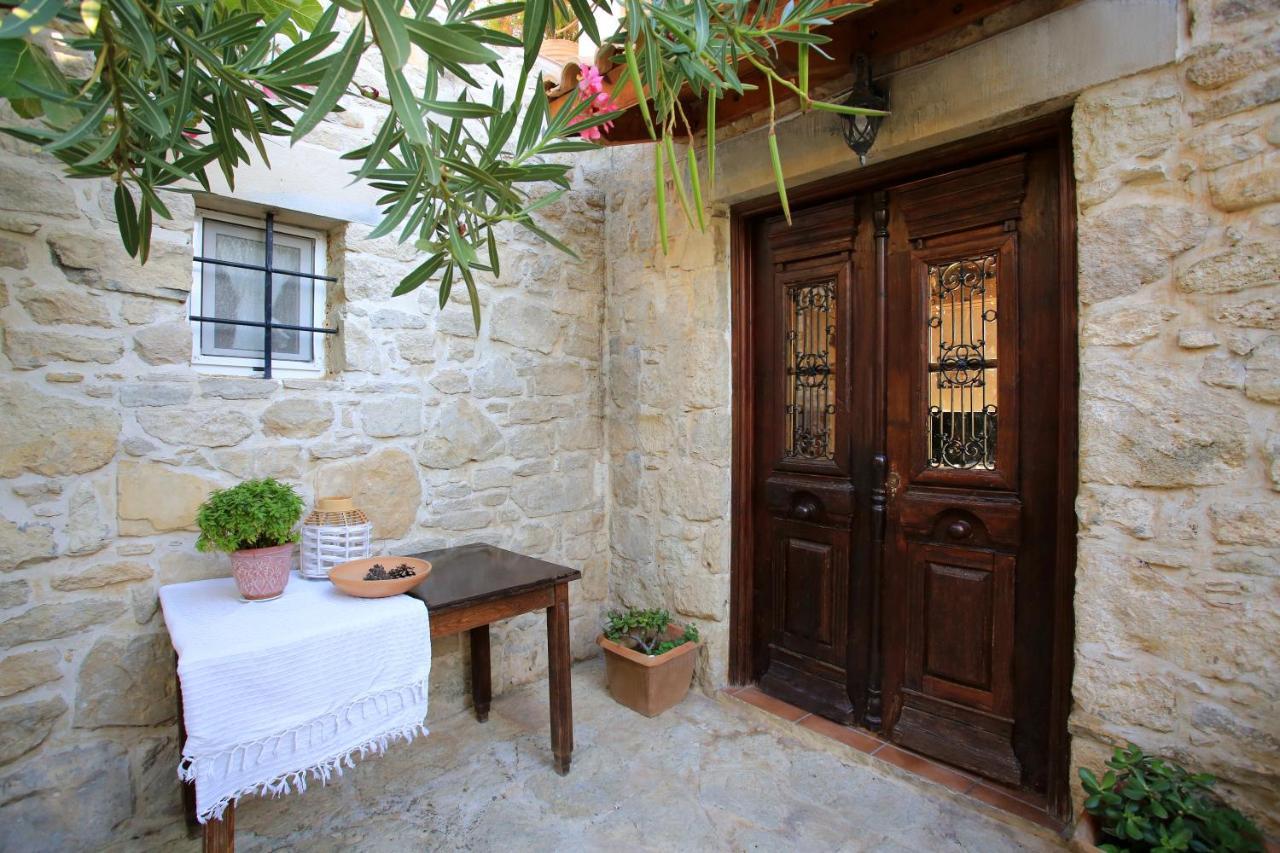 Villa Kamilárion Extérieur photo